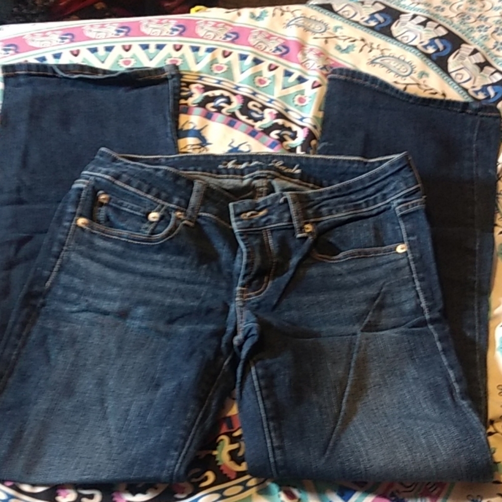 Like New vintage American Eagle jeans.